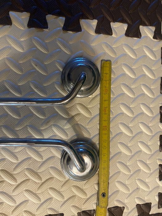 Uchwyty do kileliszków - eleganckie