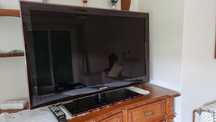 Vendo télévision diametro total écran 115cm