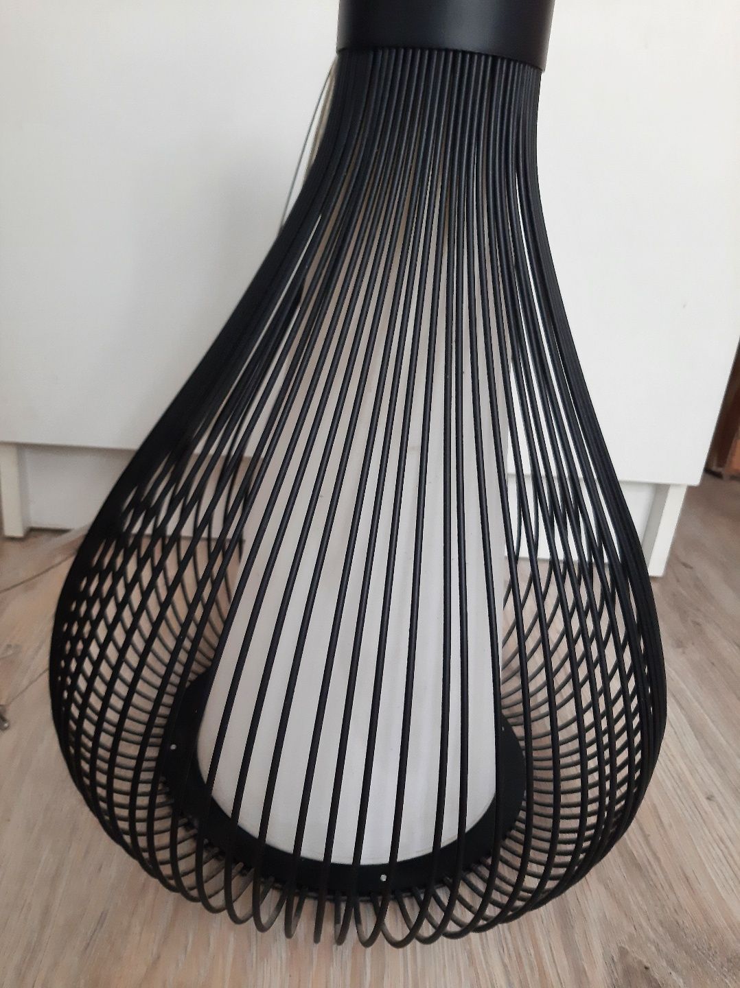 Czarny loftowy metalowy żyrandol