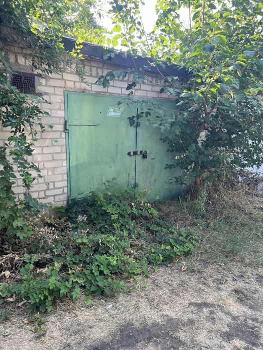 Гараж для автомобіля