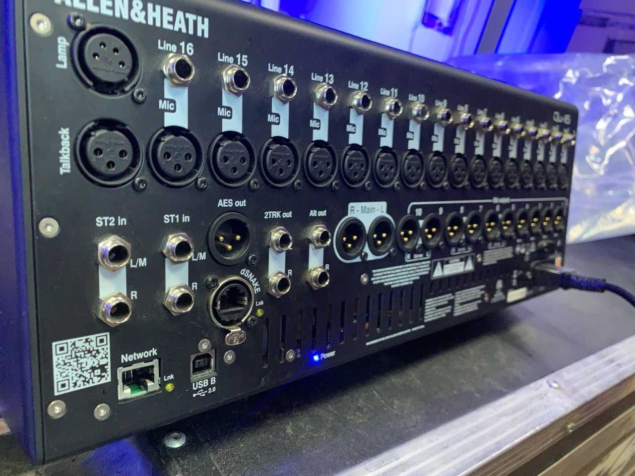 Цифровий мікшерний пульт Allen Heath Qu-16C