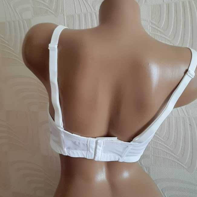 Новий бюстгальтер від Gorgeous  80Е