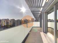 Apartamento T3, top floor com varanda, novo, Vila Real de...