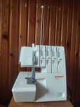 Profesjonalna maszyna do szycia Bernina 800DL