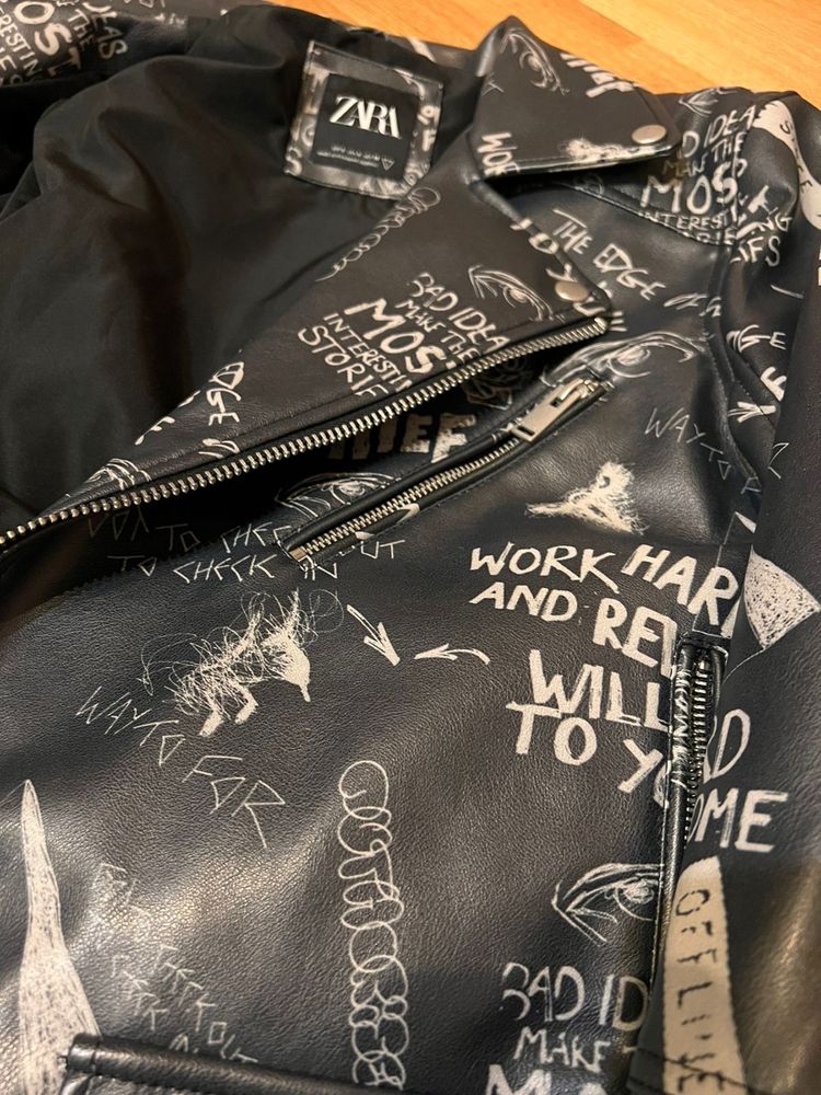 Кожана Куртка Zara