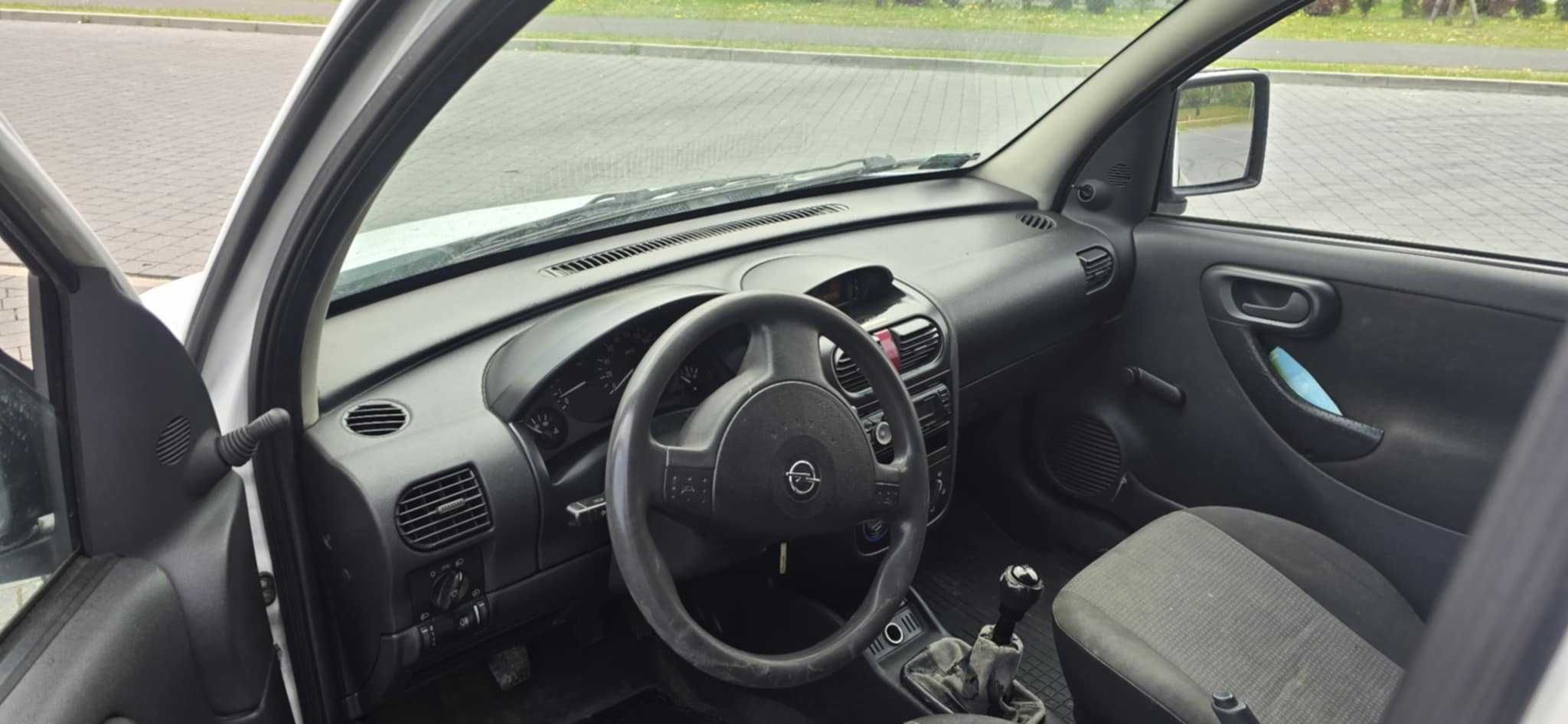 Opel Combo 1.3 diesel 2006r VAT-1 wbity w dowód