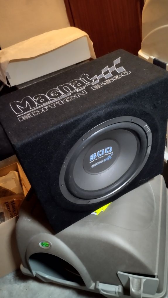 Magnat Edition B530 ( SUB + AMPLIFICADOR )