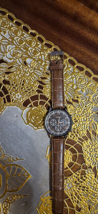 Продам новий годинник GENEVA .