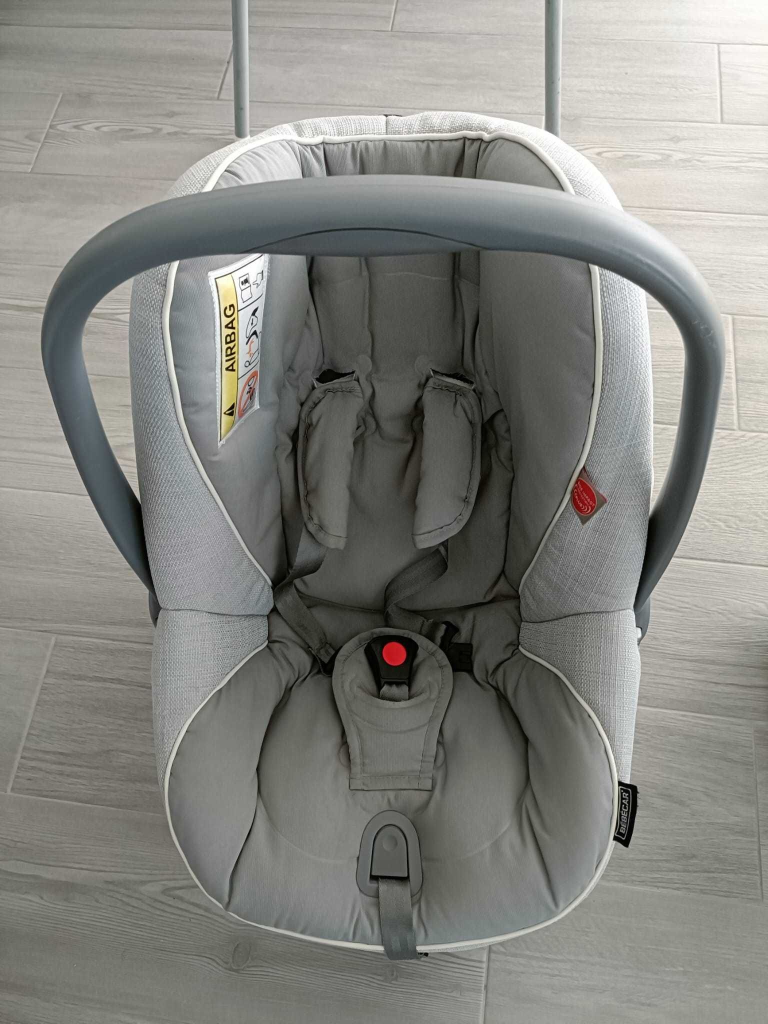Carrinho Bebecar, ovo e base isofix Hip Hop evolution magic