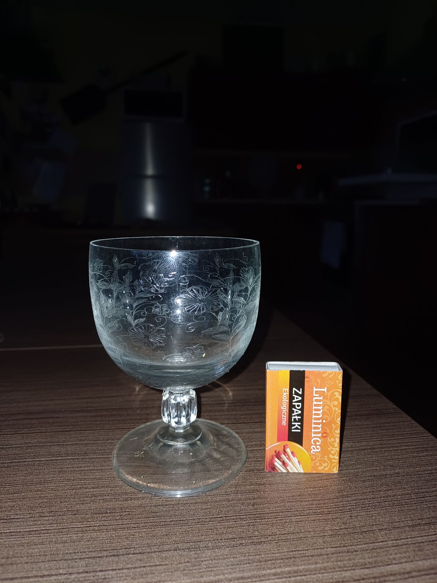 Kryształy z PRL kieliszki