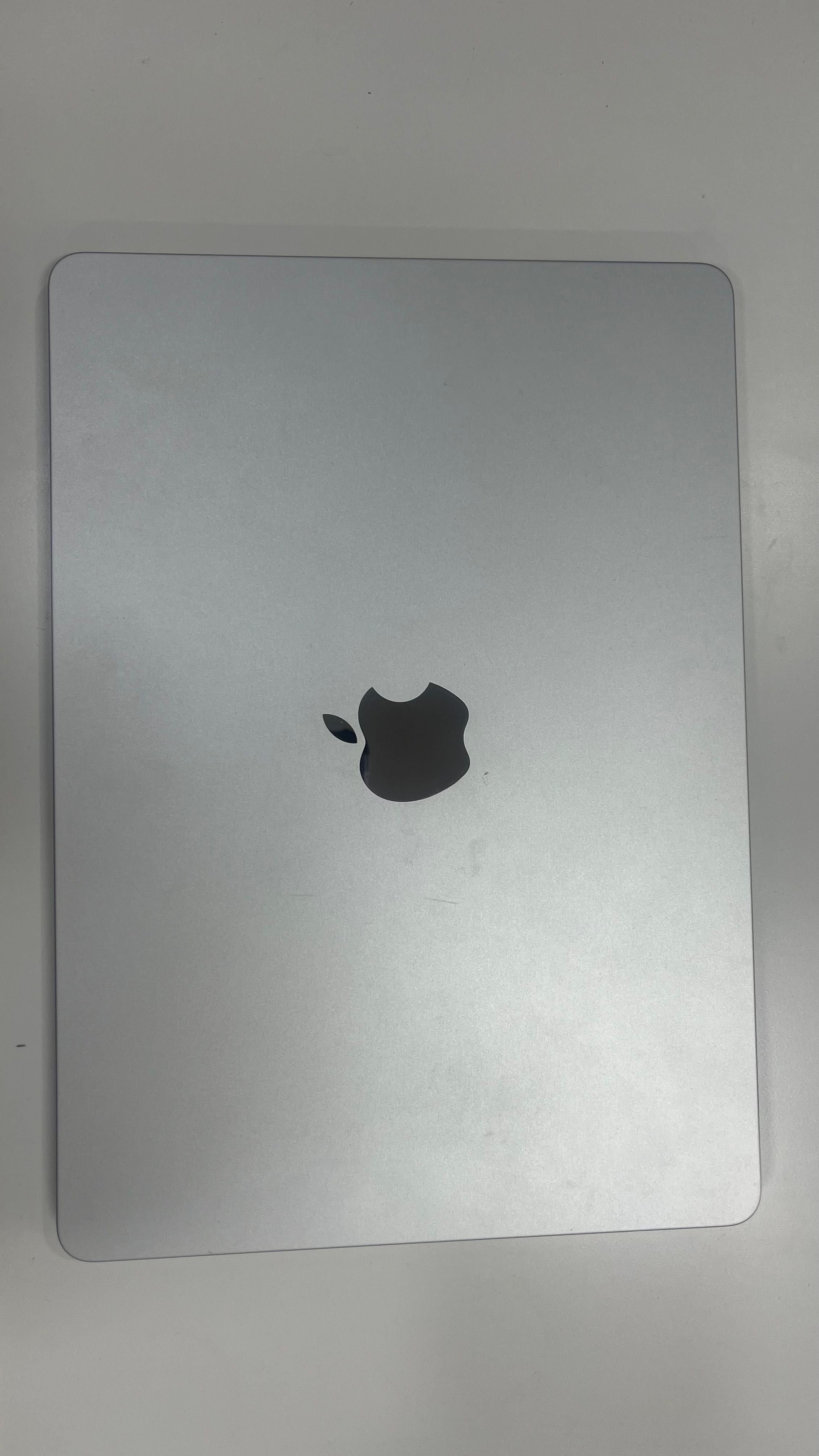 MacBook Air M3 - 2024