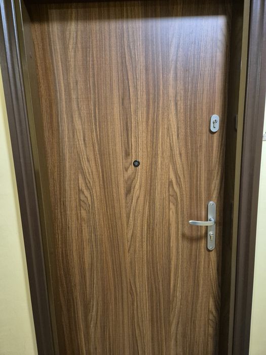 Drzwi zewnętrzne do mieszkania (NOWE)