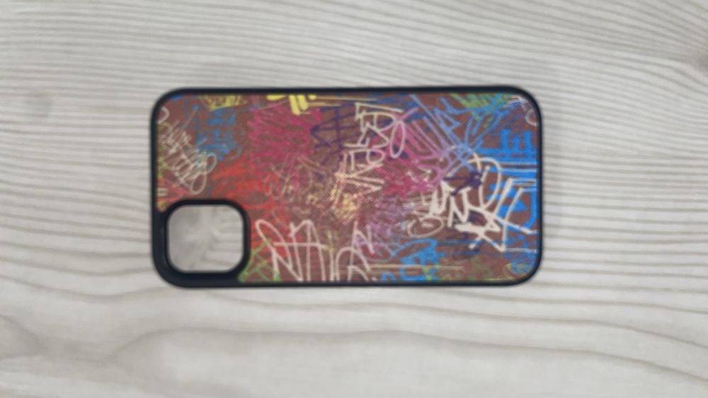 Чохли на айфон 11 б/у