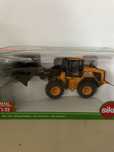 Miniatura JCB da Siku escala 1:32