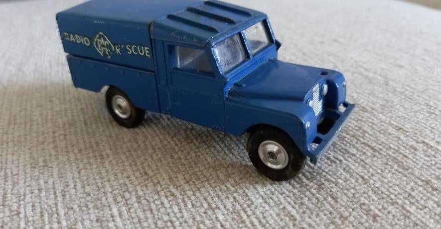 Miniatura - Land Rover 109 WB (CORGI TOYS)