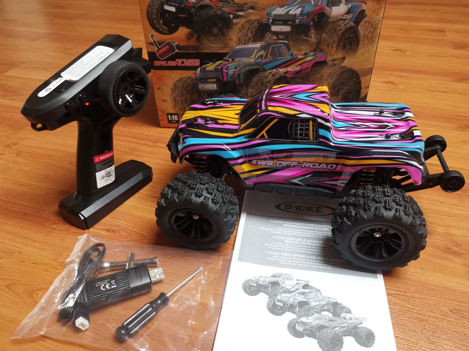 Carro RC Monster MJX Hyper Go 16209 4x4 Brushless 2S 3S luz led  1:16