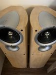 Kolumny KEF Q3 podlogowe