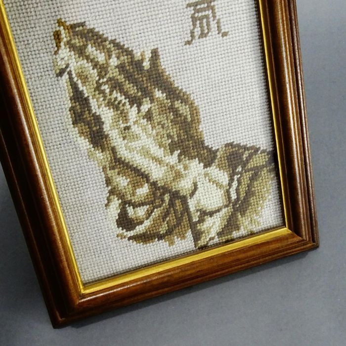 haftowany obrazek modlitwa dłonie a. durer