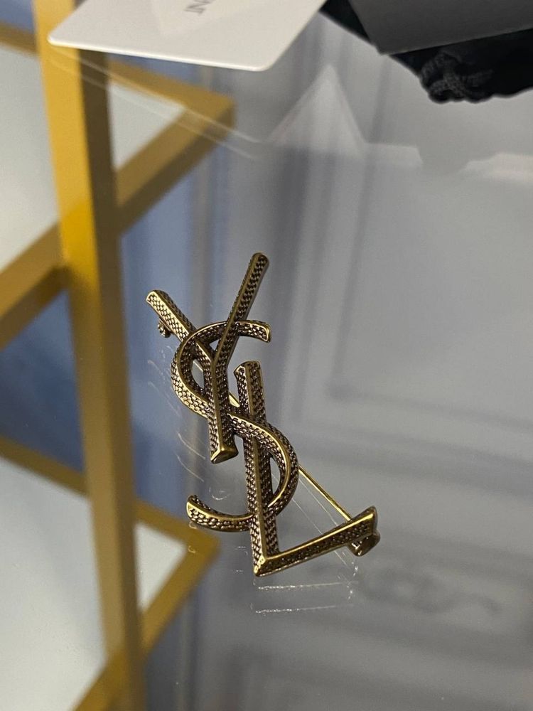 Брошь ysl в наличии