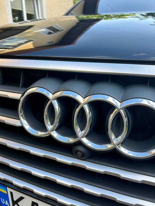 Audi q7 premium plus 2017 год 3.0 tfsi quattro камеры 360 7 мест