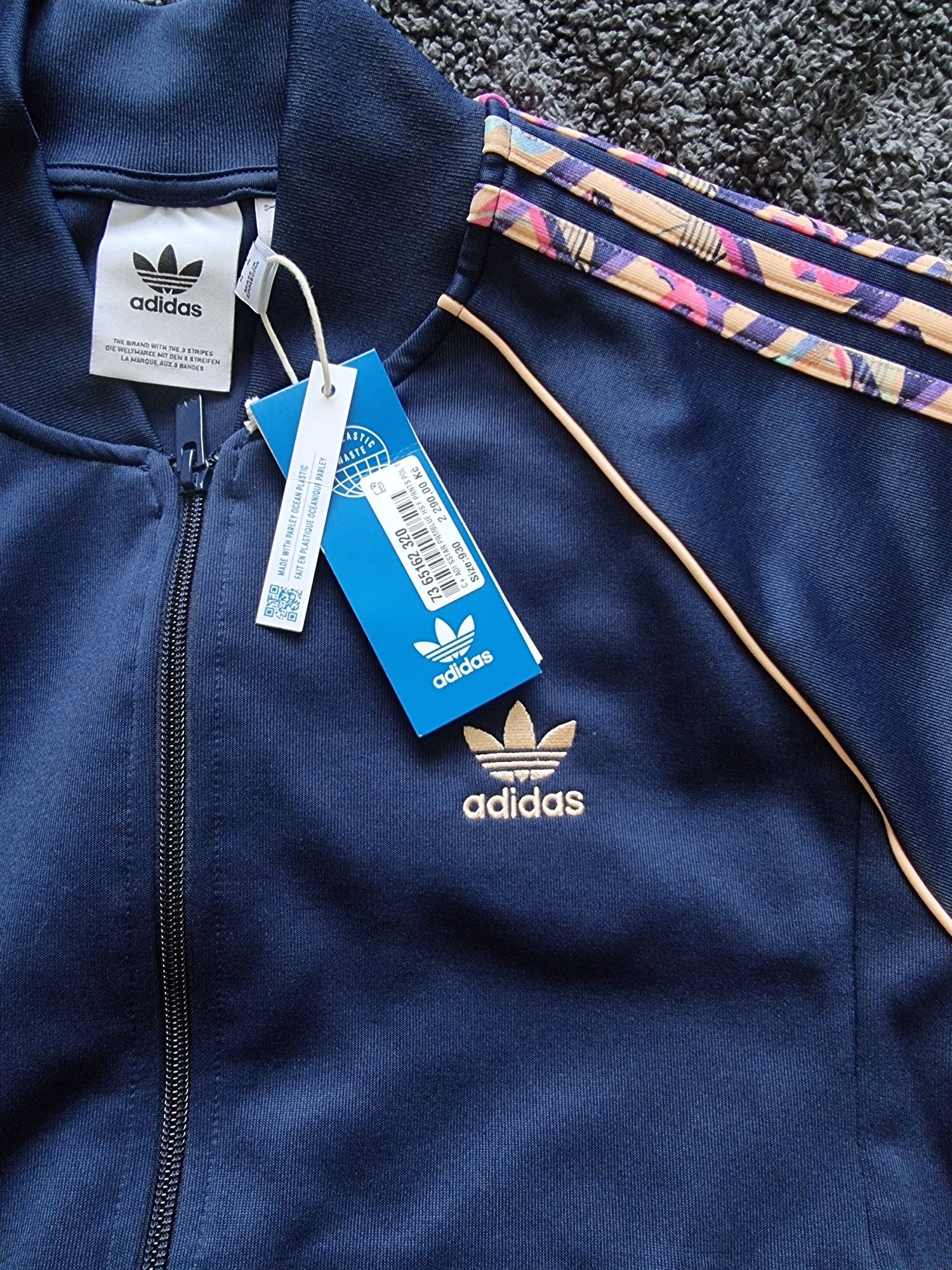 Кофта adidas. Нова. Розмір M.