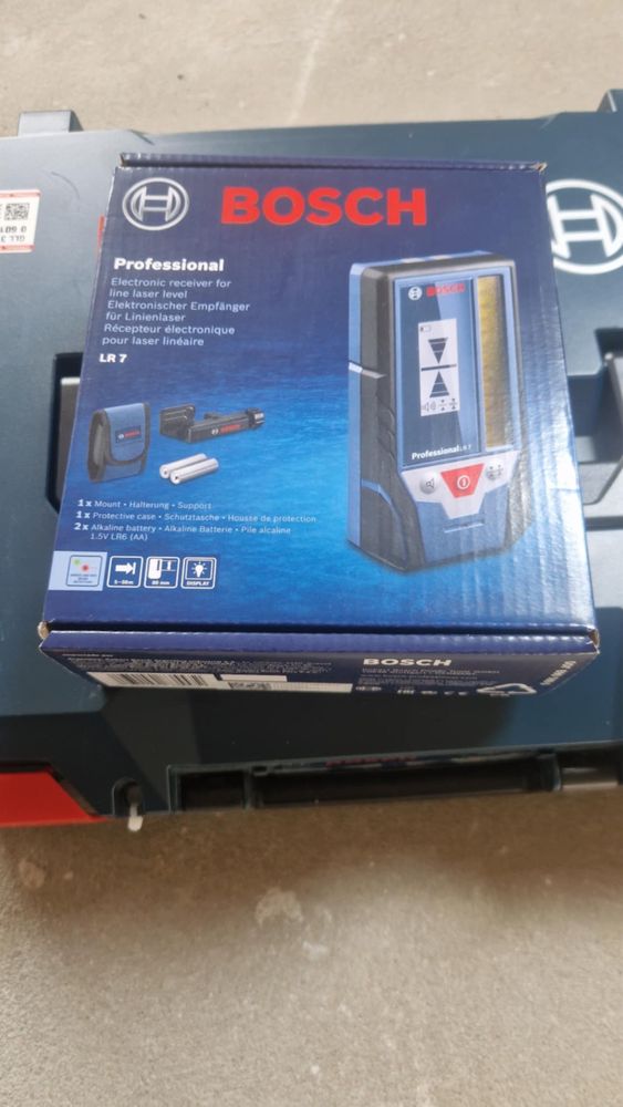 Laser krzyżowy Bosch GLL 3-80 CG + uchwyt BM1 + Odbiornik LR7