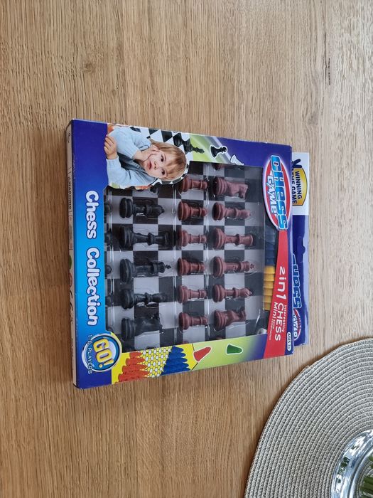 Szachy dla dzieci gra w szachy