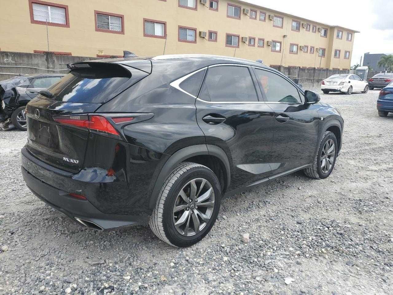 Автомобіль 2021 Lexus NX300 Base