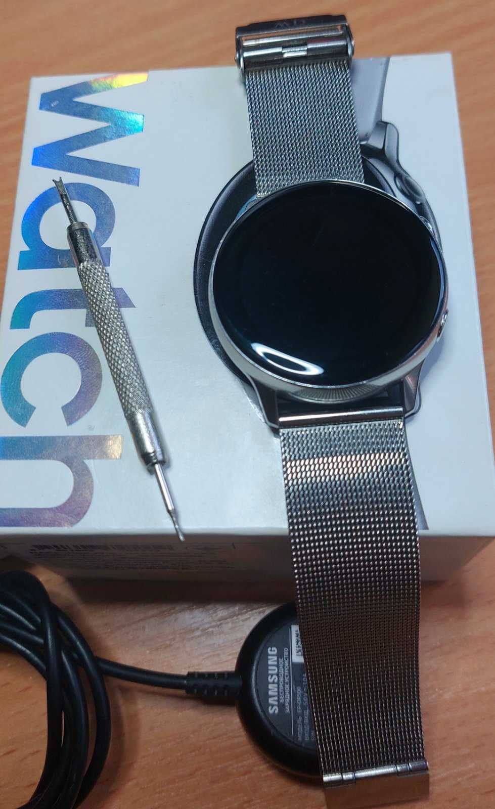 Samsung Galaxy Watch Active Silver (R500)