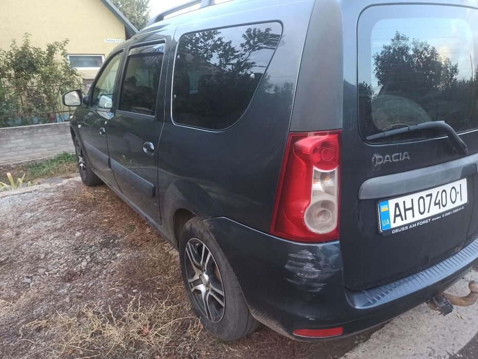 Dacia logan універсал