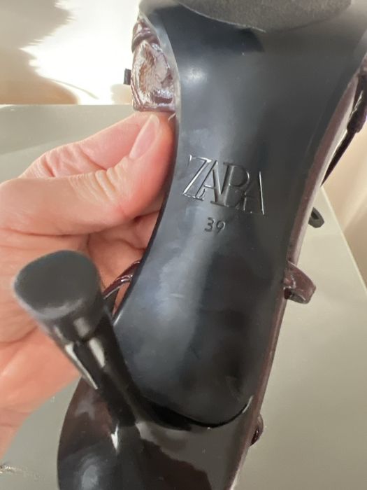 Туфлі Zara нові бургунді