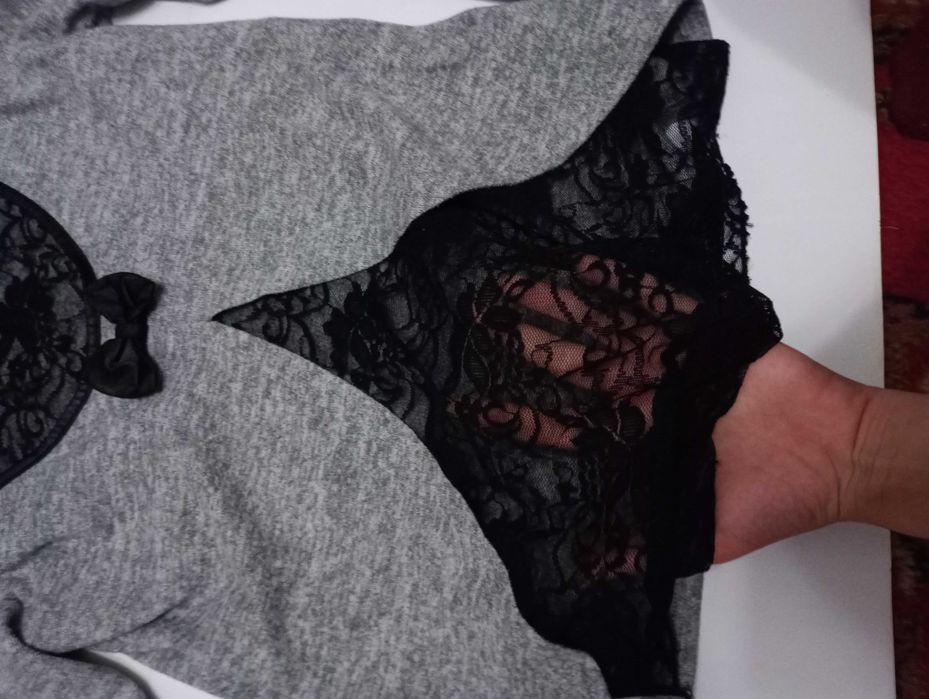 Блузка з відкритою спиною