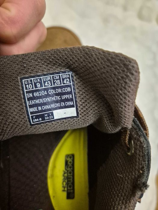 Комфортні кросівки Skechers Benago-Treno Америка