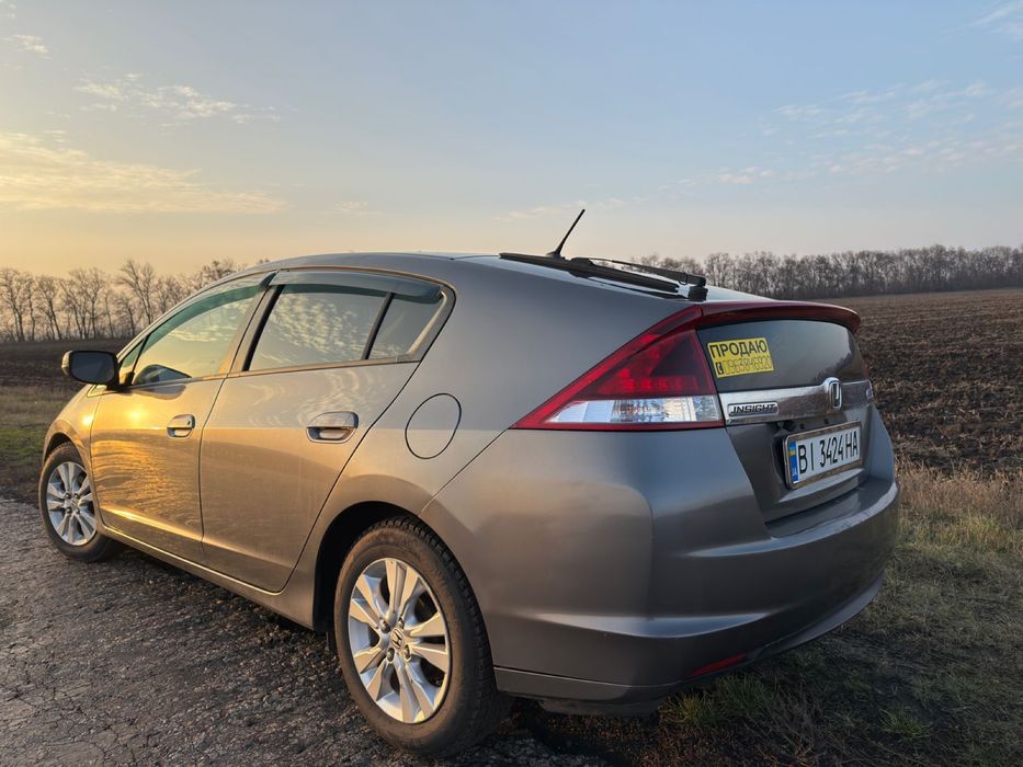 Honda insight гібрид