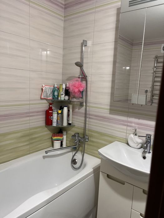 Квартира 4-х кімнатна . смт.Диканька