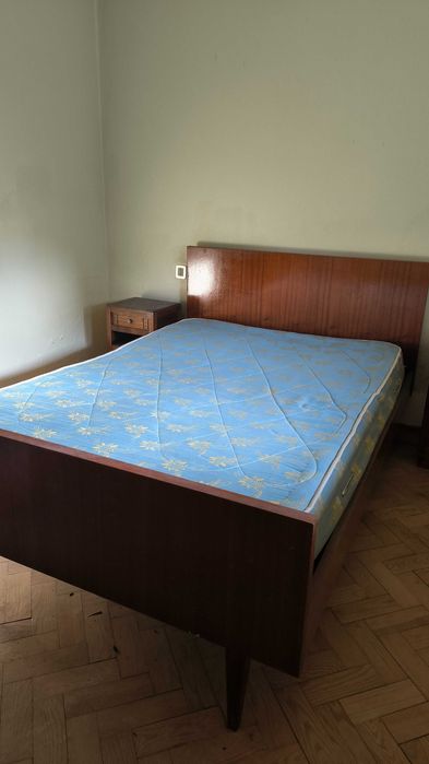 Dois colchões usados em bom estado