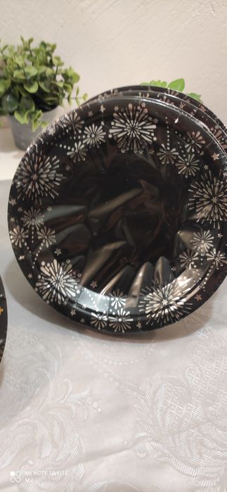 Talerzyki papierowe zestaw 60sztuk.