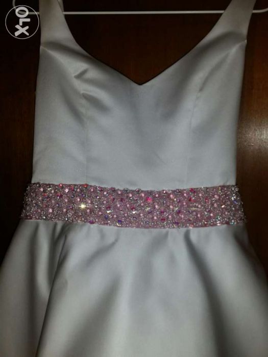 Suknia ślubna swarovski odkryte plecy