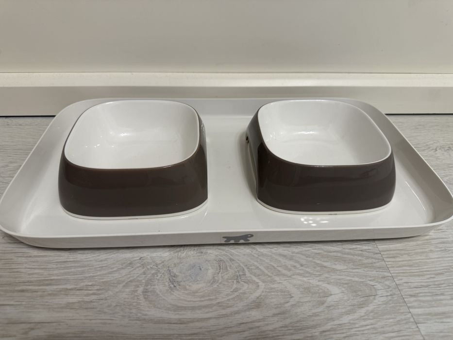 Миски на таці для котів та собак ferplast