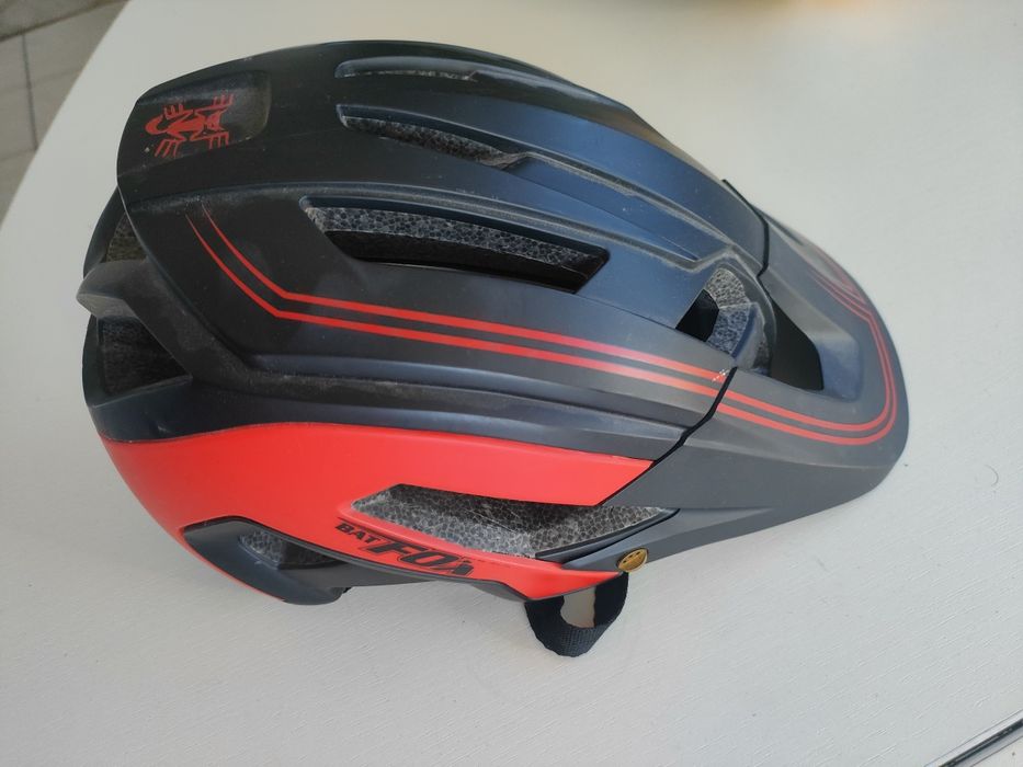 Kask rowerowy MTB Bat Fox