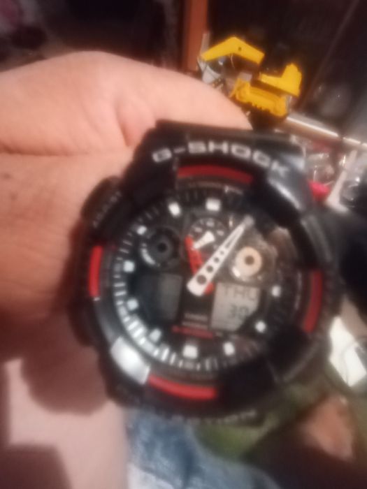 Продам не дорого часы