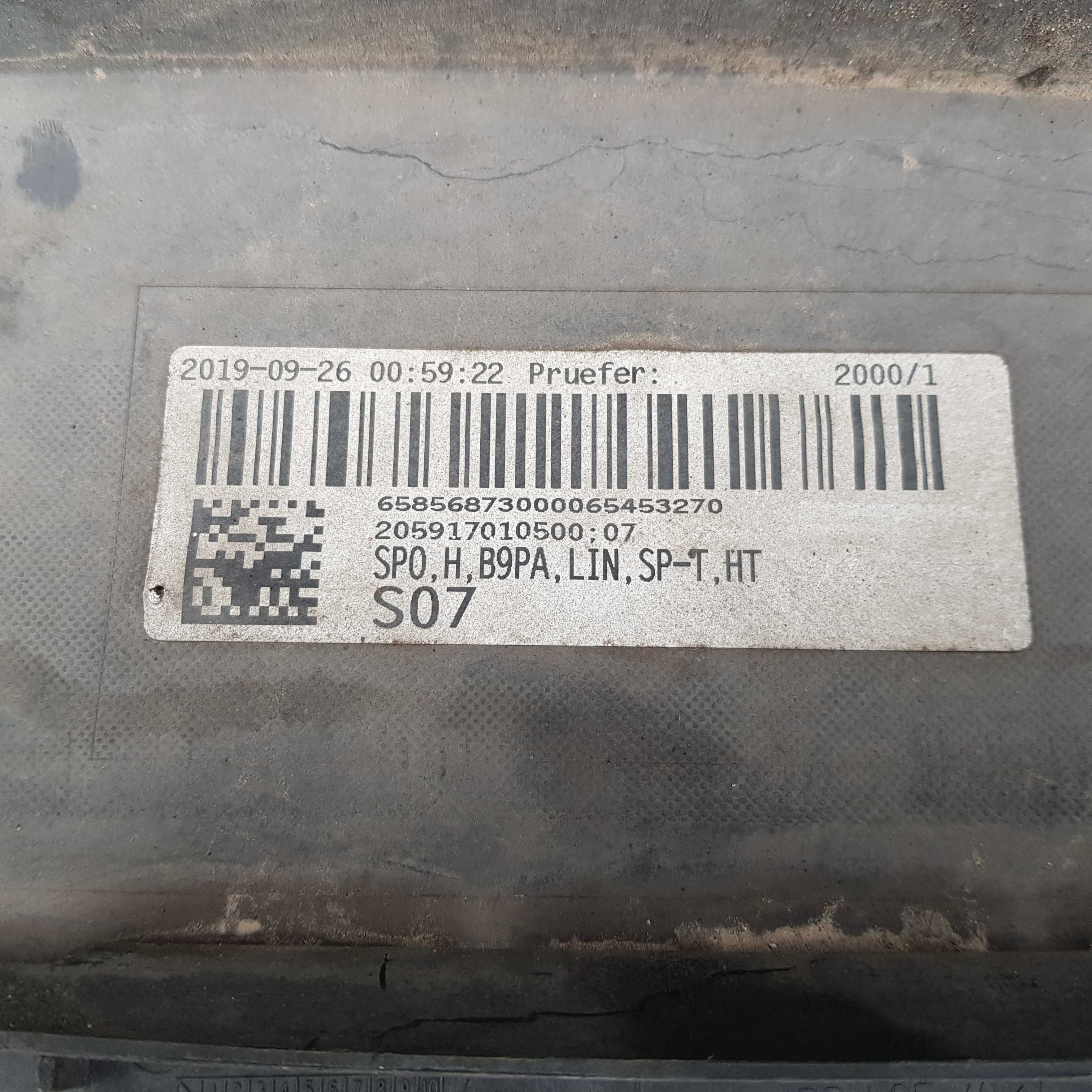 blenda zderzaka tył Audi A4 B9 8W5