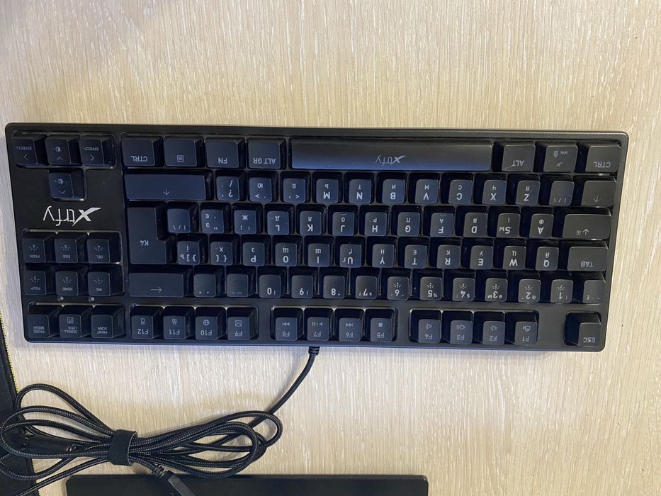 Клавиатура механічна xtrfy k4 rgb tkl