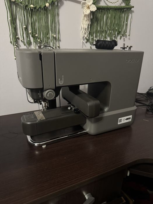 Maszyna do szycia hafciarka Brother PP1