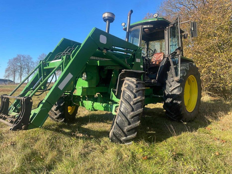Ciągnik John Deere 3040