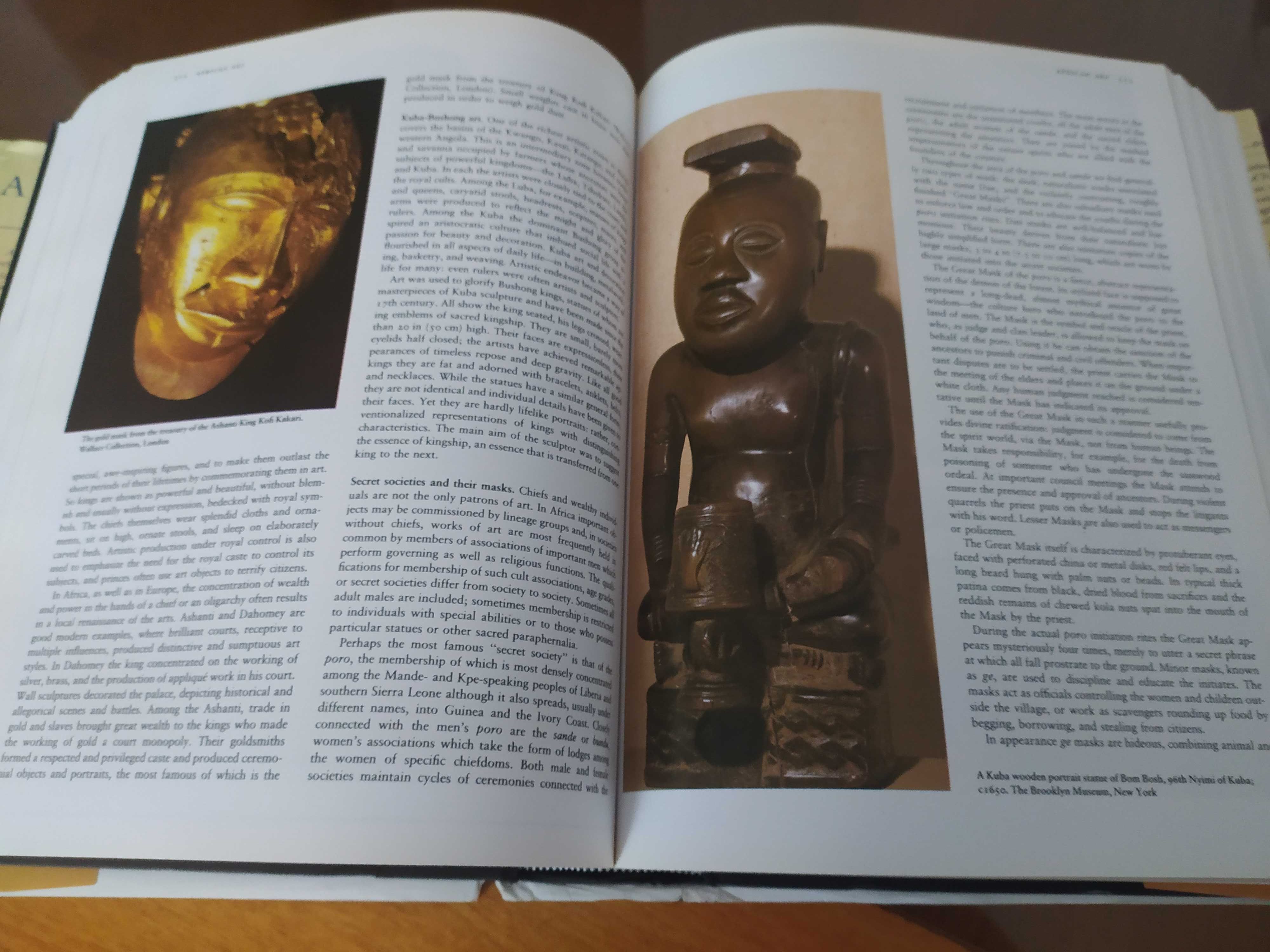 książka historia sztuki A history of Art , gruba książka o sztuce