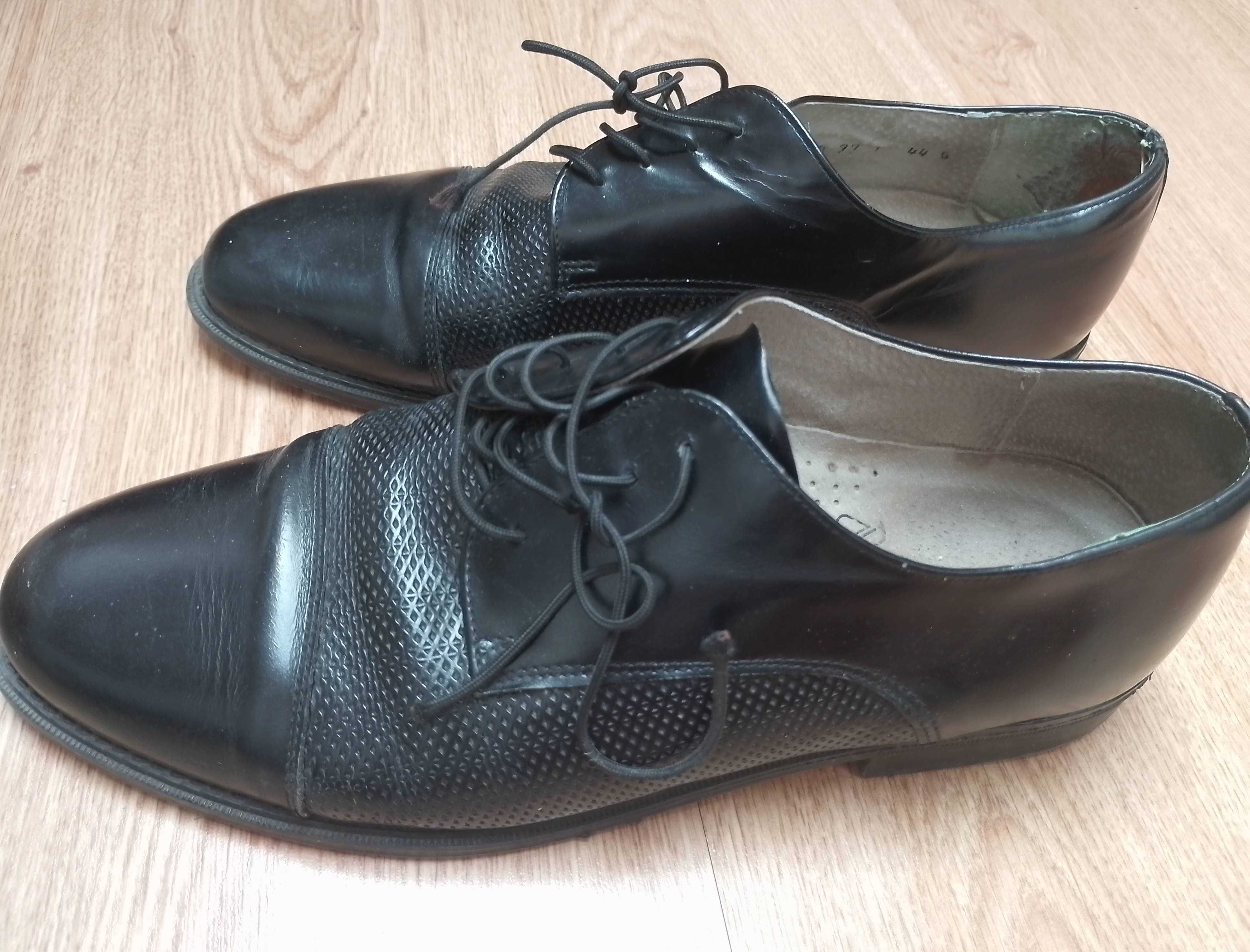 Męskie buty wizytowe