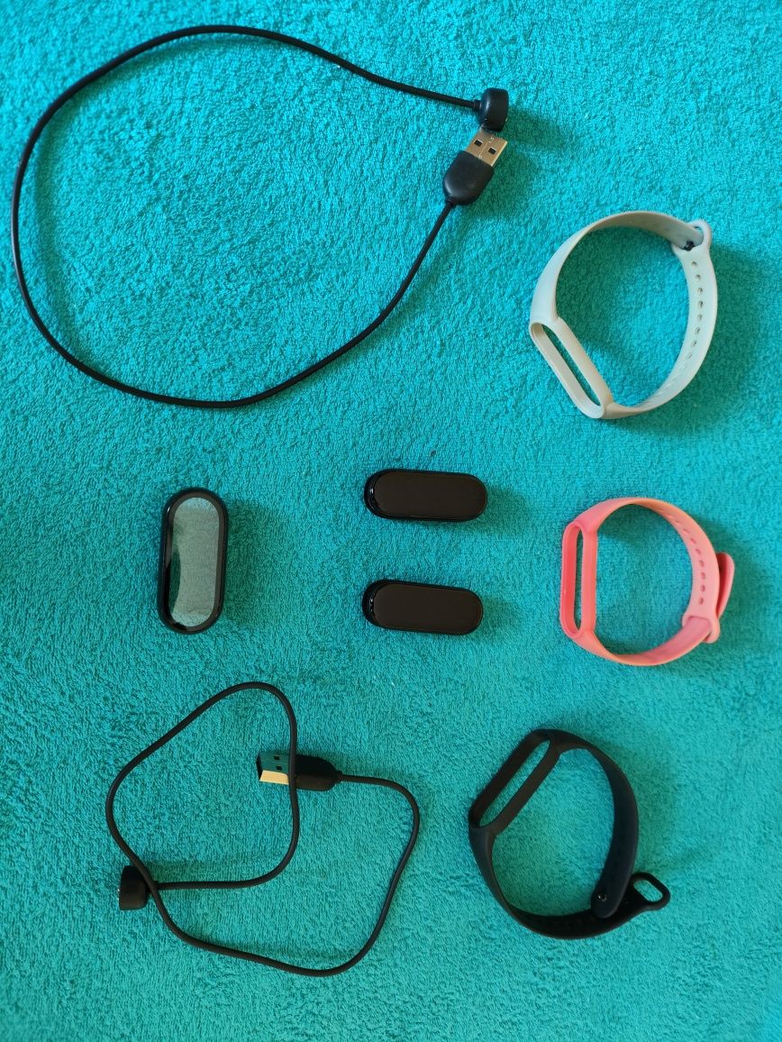 Mi band 6 Xiaomi plus ładowarki i akcesoria