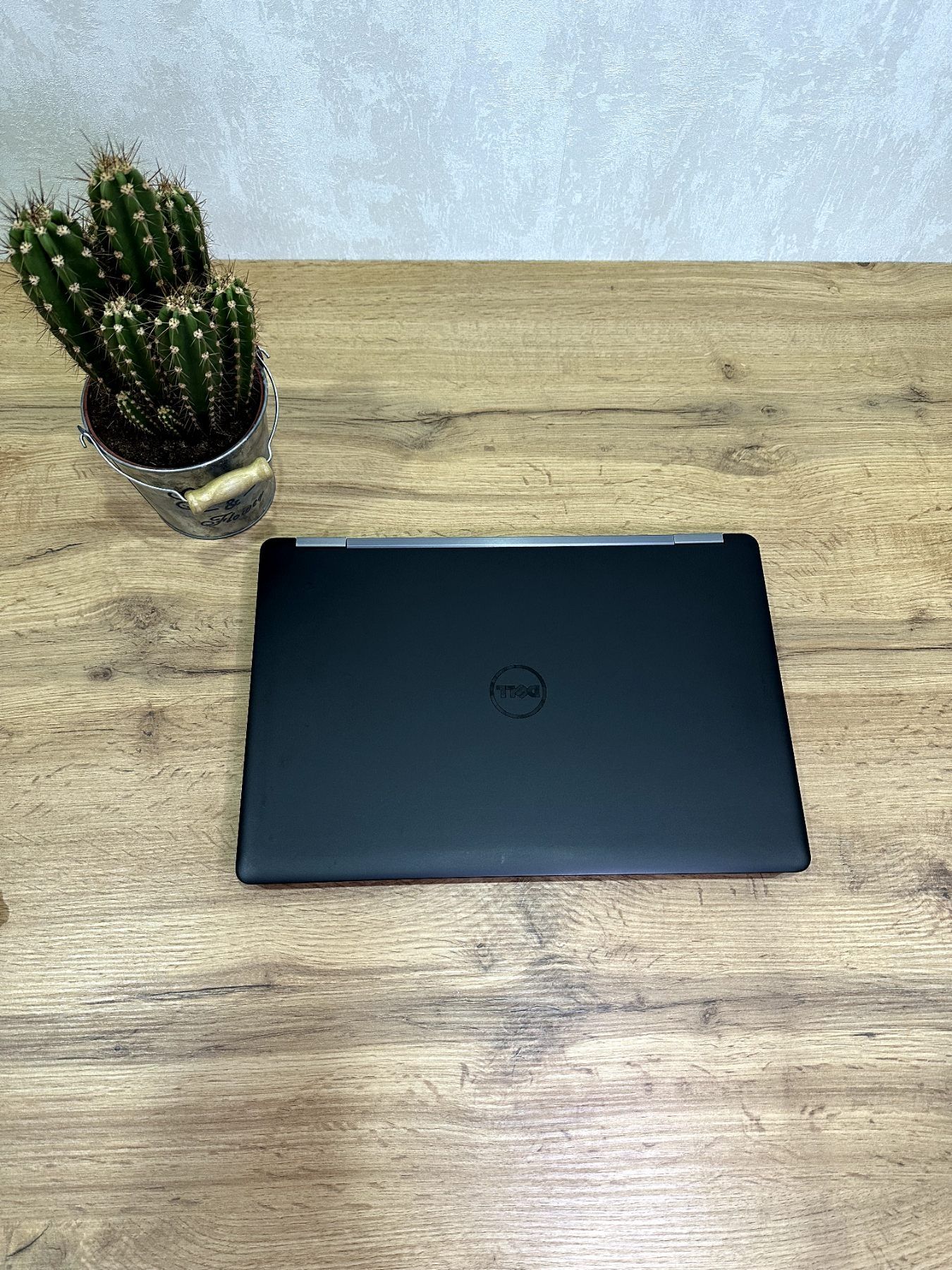 Ноутбук Dell Latitude E5570