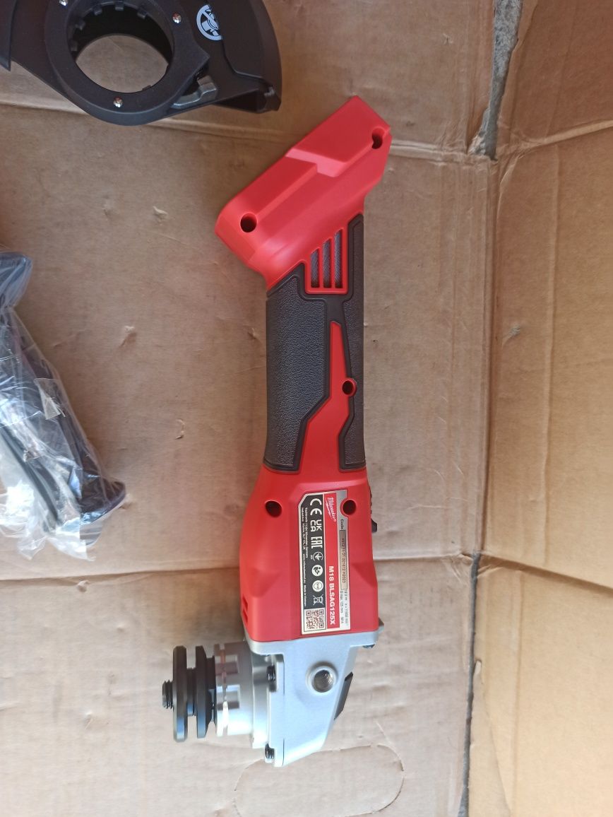 Szlifierka kątowa Milwaukee M18 BLSAG125X